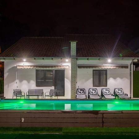 Excellent Time Apartamento Belgrado Exterior foto